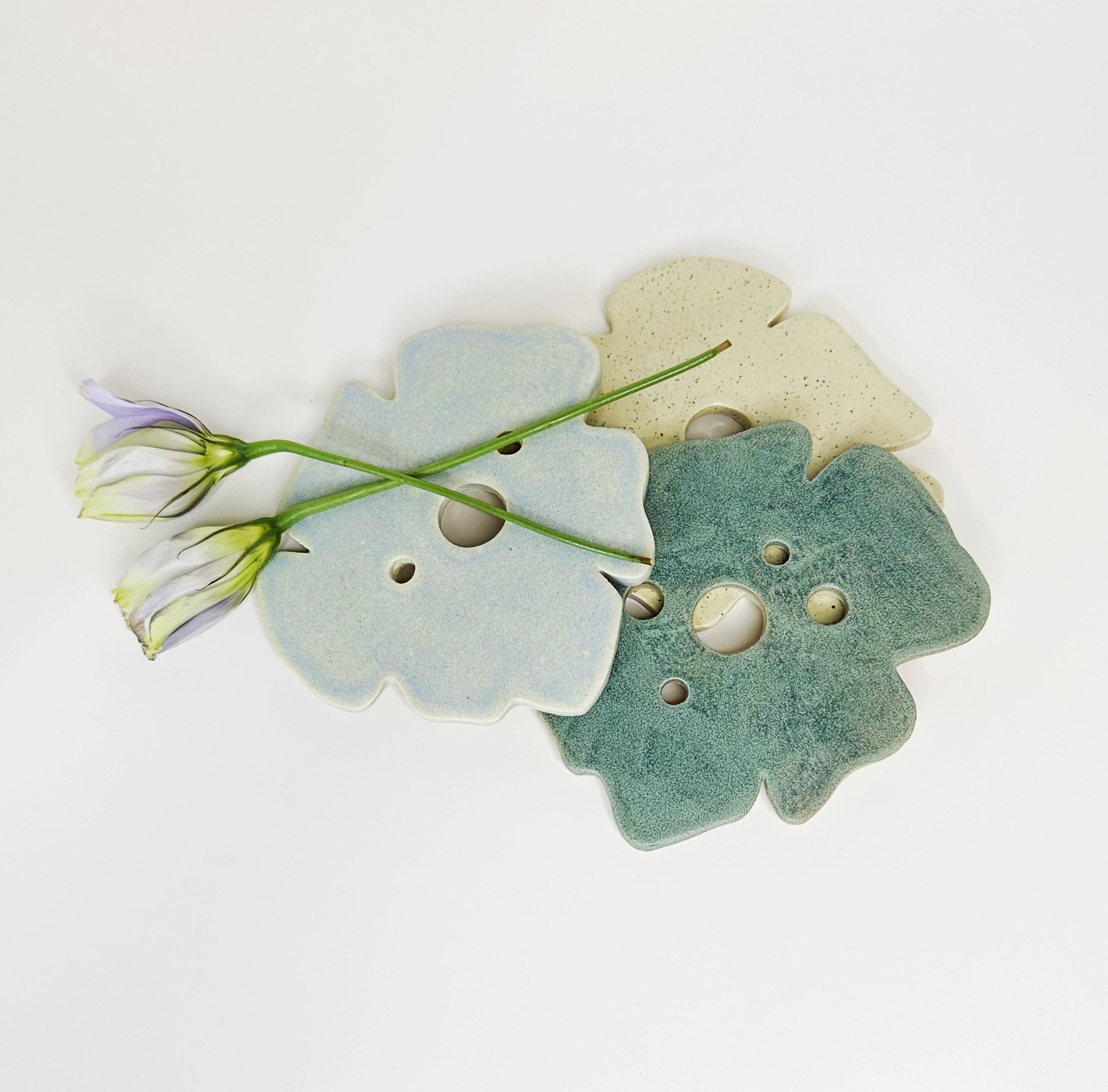FROGS. Set of 2 pieces.